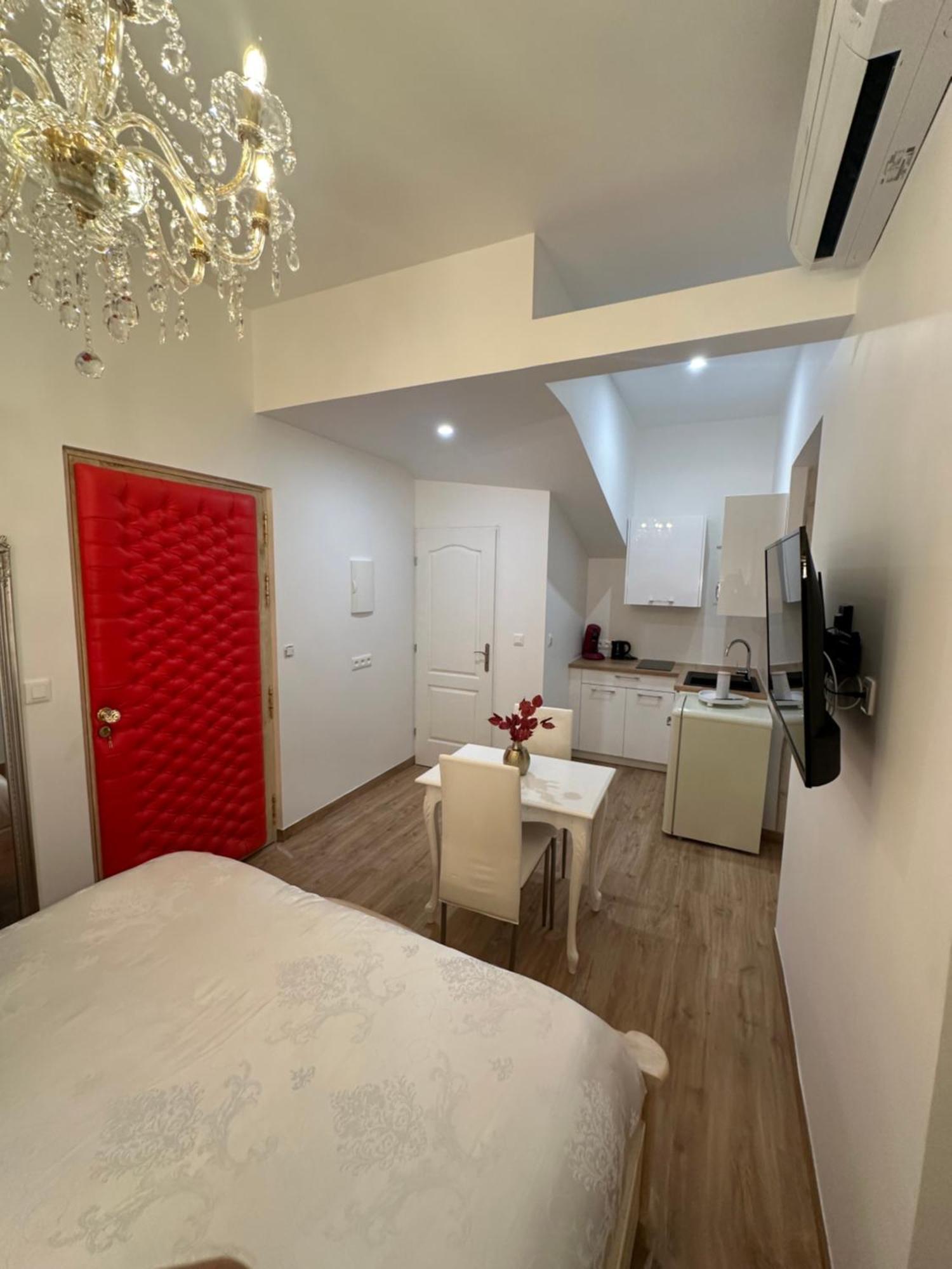 Petit Studio Presbytere Dans L'Eglise Narbonne Exteriér fotografie